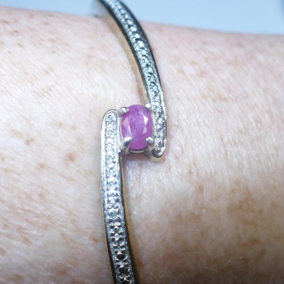 925 R China gold vermeil Sterling Silver Genuine Ruby hinged Bangle Bracelet - Picture 9 of 9